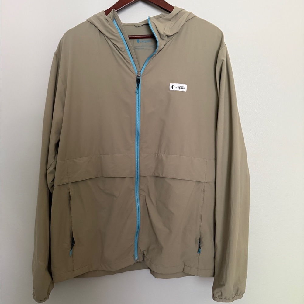 Cotopaxi Men's Viento Windbreaker with Blue Accents